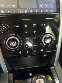 Land Rover Discovery Sport - 12