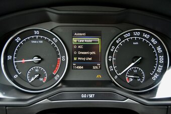 Škoda Superb 2.0 TDI 110kW Style Pro Navi kombi TOP STAV - 12