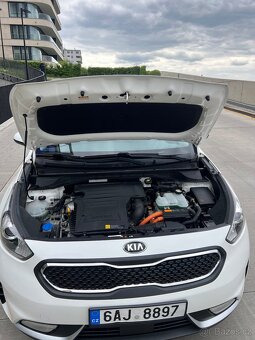 Kia Niro 1.6 hybrid- DPH- PLNÁ HISTORIE - 12