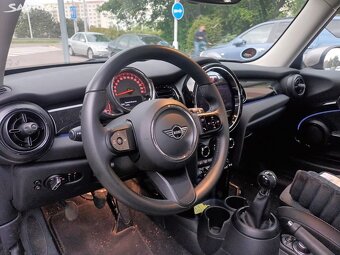 Mini Cooper, 1.5i 22tkm v záruce DPH ZÁNOV - 12