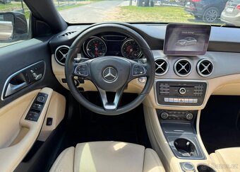 Mercedes-Benz CLA 250 7G-DCT - 12