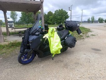 Prodám Yamaha X Max 125 velmi pěkný stav, servis Yamaha - 12