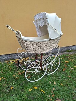 Starožitný kočárek pro panenky č.  636 - 12