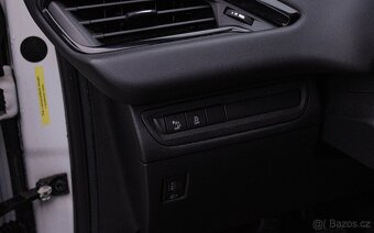 Peugeot 208 1.6 BlueHDi - 12