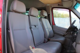 Volkswagen Crafter 2.5TDI,8MÍST,KLIMA,TAŽNÉ - 12