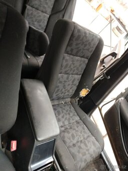 Mercedes benz W202 250 TD - zbytek auta z přestavby - 12