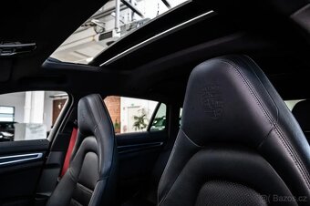 Porsche Panamera - 12