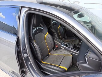 MERCEDES-BENZ A45S AMG 4MATIC+ 310kW - 12