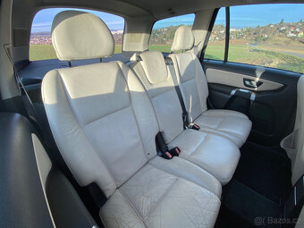 Volvo XC90 2.4 D5 136kW +4x4+klima+Automat - 12