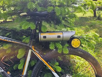 Karbonové kolo 17,5“ 11kg + nový motor LIVALL 500W - 12