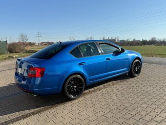Octavia RS 220 2.0TSi 162kw manuál - 12