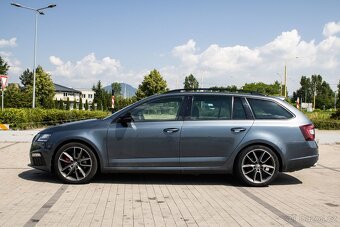 Škoda Octavia Combi 2.0 TDI RS DSG - 12