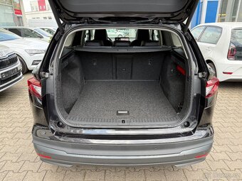 Škoda Enyaq iV Electric 132kW Virtual Ambient ACC Matrix Qi - 12