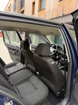 Volkswagen Golf IV 1.6 MPI - 77kw - rok 2000 - 12