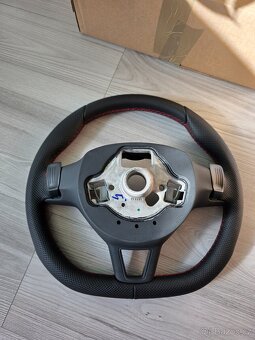 Nový zkosený volant Škoda + PÁDLA DSG - 12