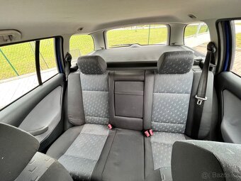 Škoda Octavia 2.0 mpi 4x4 - 12