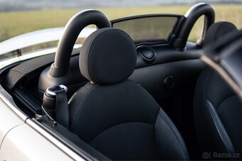MINI COOPER ROADSTER JCW R59 - 12