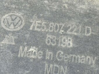 VW TRANSPORTER T6 15-19 nárazník LC9X 7E5807221D - 12