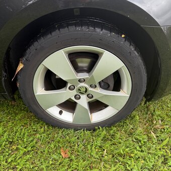 ŠKODA OCTAVIA 3 facelift Kombi 2018 1.4TSI BLACK - 12