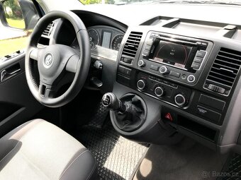 VW Multivan T5 ČR-Spz-STK do 3/2027 Tažné-7míst - 12