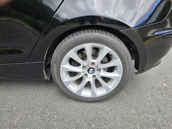 BMW 130i - 12