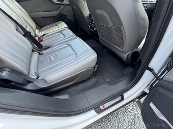 Audi Q7,s-line,3,0 tdi,bílá perleť... - 12