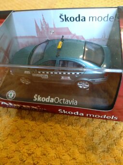 MODEL ABREX TAXI 1:43 pouze KOMPLET 3 KUSY - 12