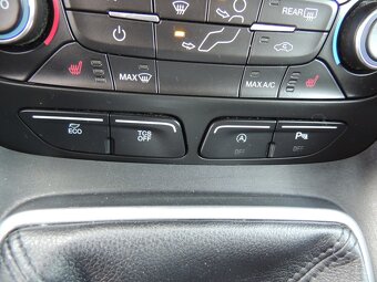 Ford Grand Tourneo Connect 1.5TDCi,88kw,2022,ČR,1maj-21%DPH - 12