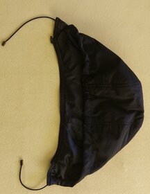 VEL. M  Dámský černý delší prošívaný kabát - 12