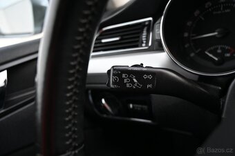 Škoda Superb 2.0TDI 103KW Ambition 5/2012 - 12