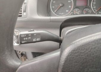 Volkswagen Touran 1.6i 75KW,COMFORT,CZ,Tempomat benzín - 12