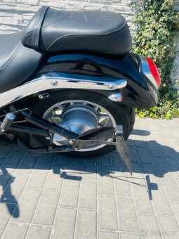 Suzuki C 1800 intruder VZR r.v.2008 - 12