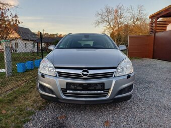 Benzínová Opel Astra 1.8 ..16V Tempomat - 12