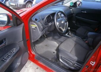 Hyundai i30 1.4i 80kw,CZ benzín manuál 80 kw - 12