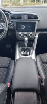 Renault Kadjar 1.3tce(benzín) r.v.2021 aut. - 12
