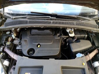 FORD GALAXY 2.0 TDCI  7MÍST  r.v. 2010  MANUÁL 103KW - 12