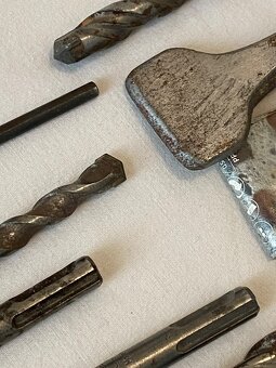 Vrtáky a sekáče - 12