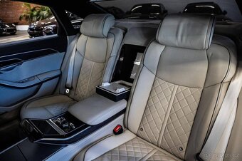Audi A8 60TFSie Long - 12