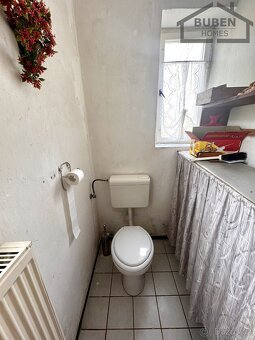 Rodinný dům 4+kk  s garáží, skleníkem a zahradou 642 m2 - Př - 12