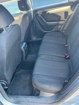 VW Passat B7, r.v.2011, 2,0tdi,103kW, DSG - 12