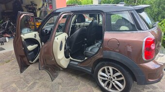 Mini Cooper Countryman - 12