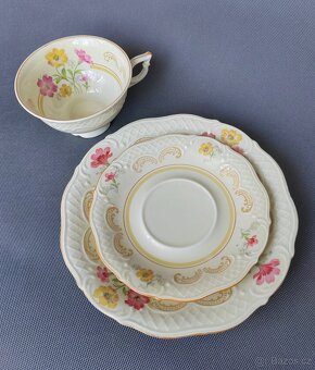 Krásná porcelánová čajová sada/trio od manufaktury Karlsbad - 12