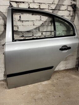 Škoda Octavia 1, sedan, LZ dveře - 12