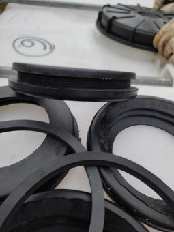 Těsnění, manžeta pro potrubí KG DN100/110mm PROSTĚJOV - 12