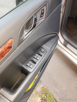 Superb 1.6 2012r.v. - 12