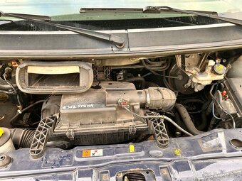 Ford Transit L1H1 6míst - 12