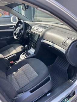 Škoda octavia 2 facelift combi 1.6 dti 77kw - 12