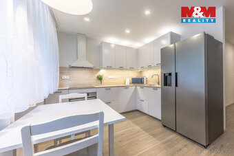 Prodej bytu 3+kk s lodž. 63 m², Praha, ul. Veltruská-Prosek - 12