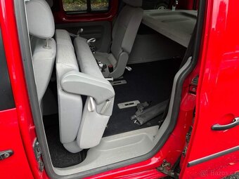 Volkswagen Caddy Life 1.6MPI 75 kW klima tažné serviska 2008 - 12