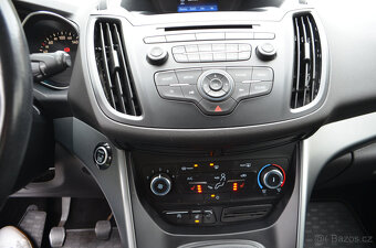 PRODÁM FORD KUGA 1.5 ECOBOOST FACELIFT 2018 - 12